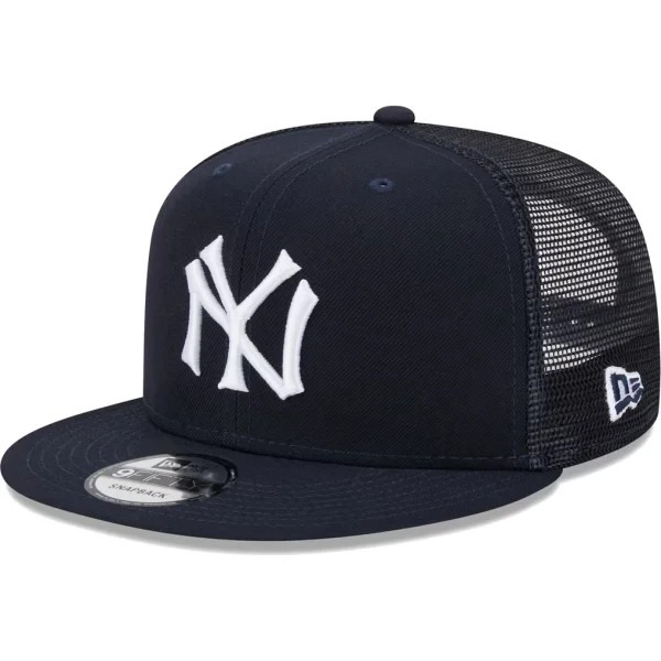 New York Yankees New Era Cooperstown Collection Team Color Trucker 9FIFTY Snapback Hat - Navy
