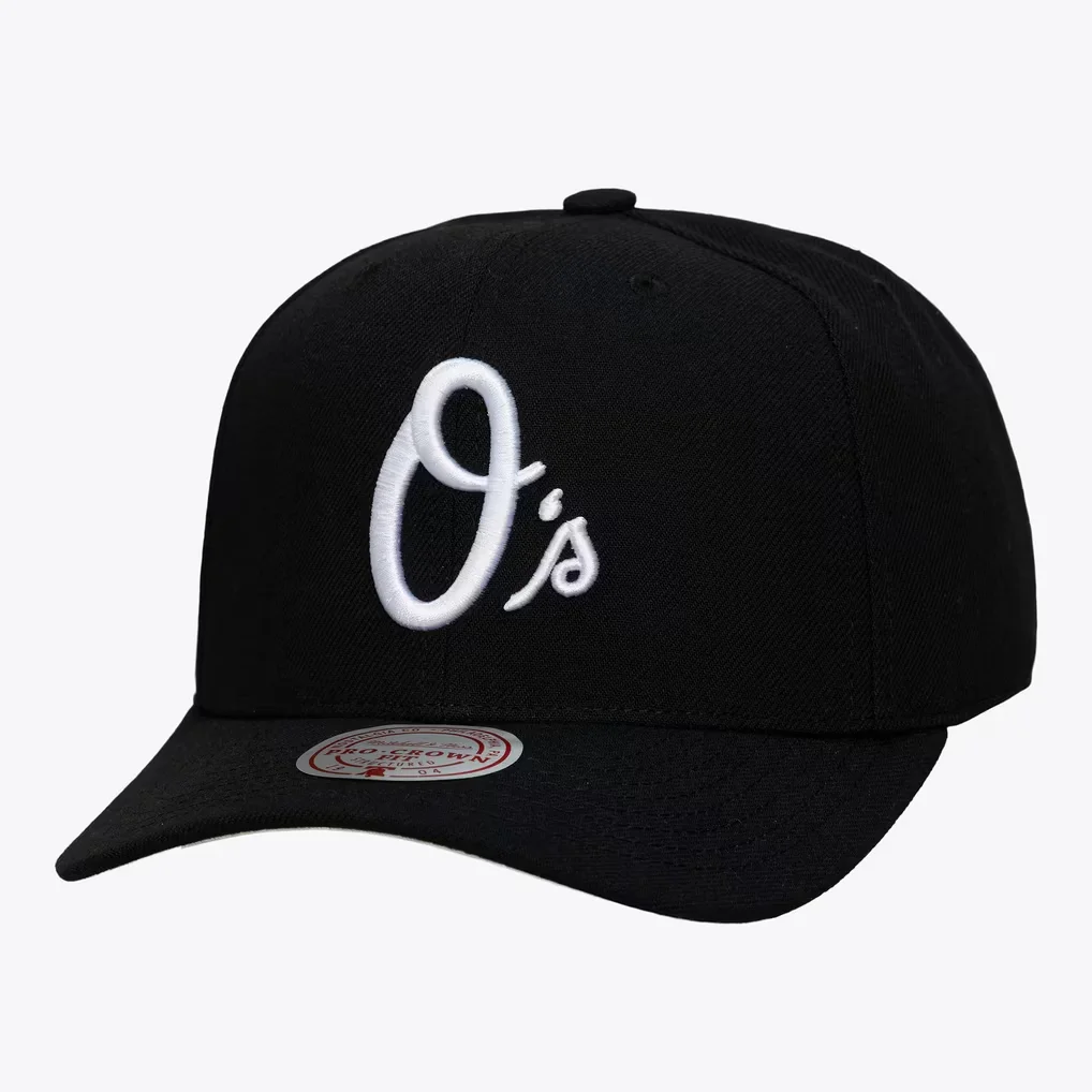 Baltimore Orioles Mitchell & Ness Pro Crown Snapback - Black – Photo 1 of 4