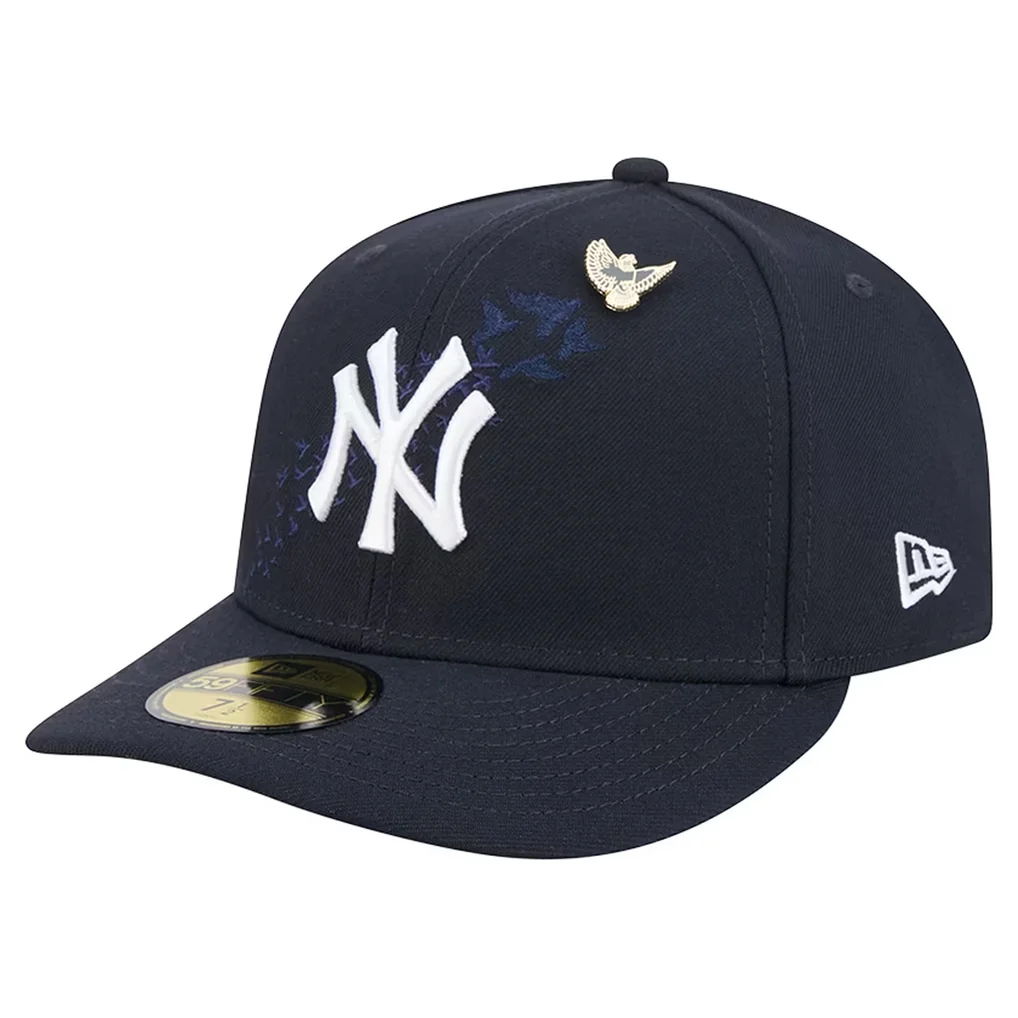  New York Yankees New Era City Icon Pin 59FIFTY Fitted Hat - Navy – Photo 1 of 5