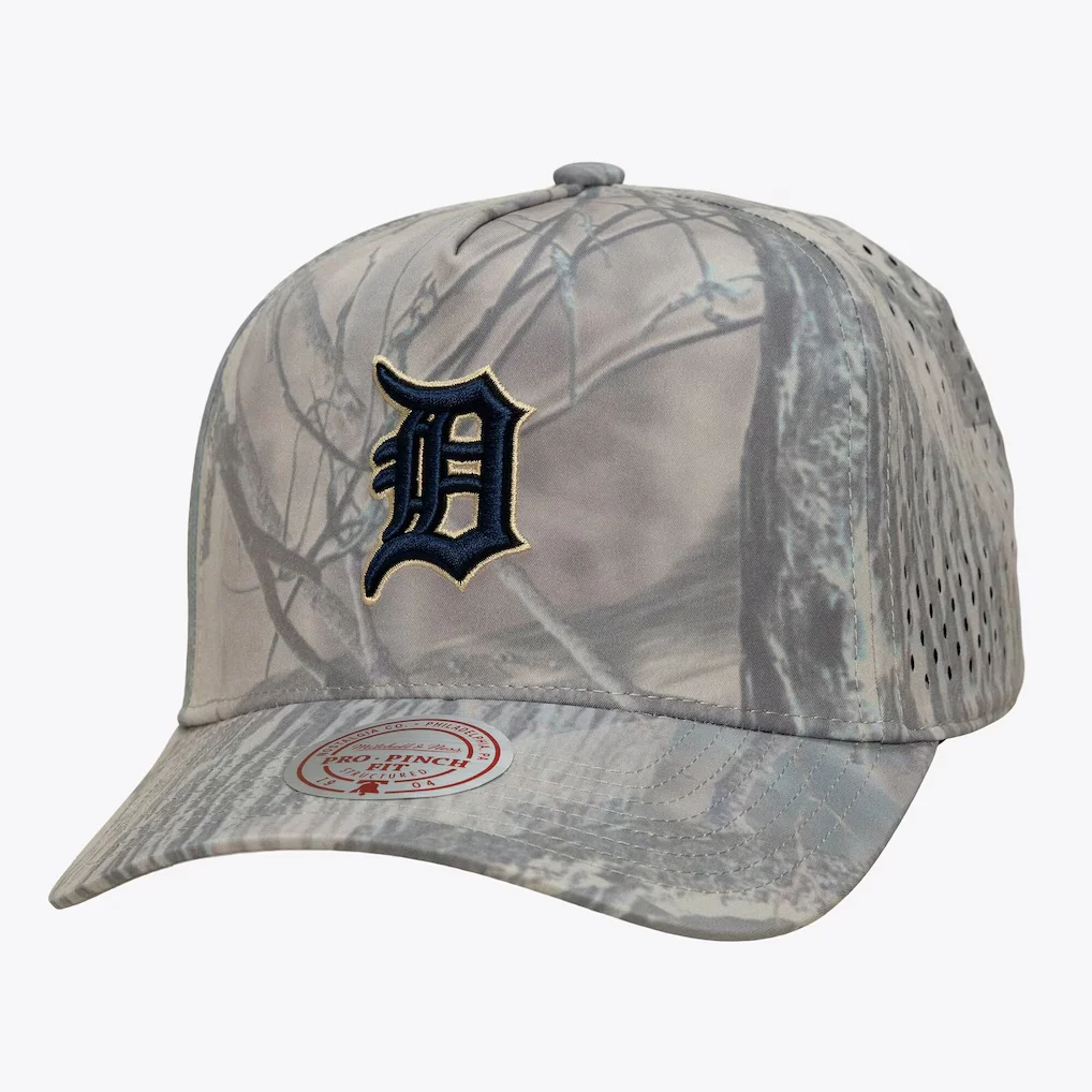 Detroit Tigers Mitchell & Ness Perfect Pro Pinch Adjustable Hat - Camo – Photo 1 of 3