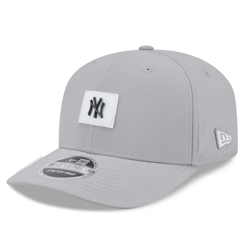 New York Yankees New Era 2026 Clubhouse 9SEVENTY Adjustable Hat - Gray – Photo 1 of 5