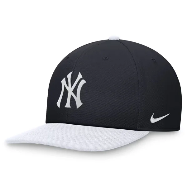 New York Yankees Nike Two-Tone Snapback Hat - Navy/White